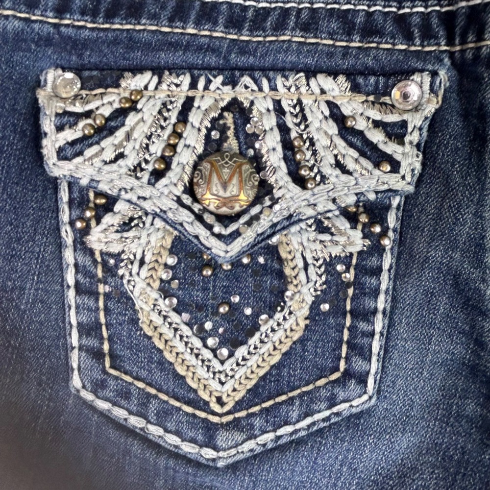 Maurices Premium Jeans Womens 3/4 Embellished Studded Boot Cut Low Rise Denim - Picture 8 of 13